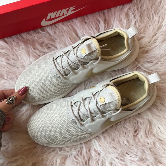 NWT Nike Roshe Two - Picture 8 of 8